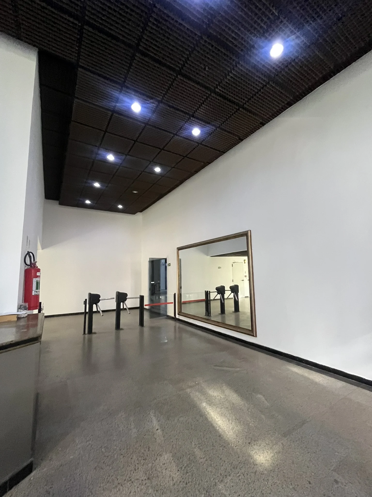 Acesso social e recepção do edifício
